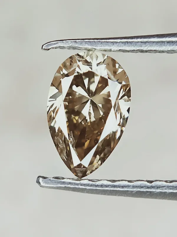 Pear Brilliant Cut , Natural Colored Diamond Champagne Diamond 0.38 CTS