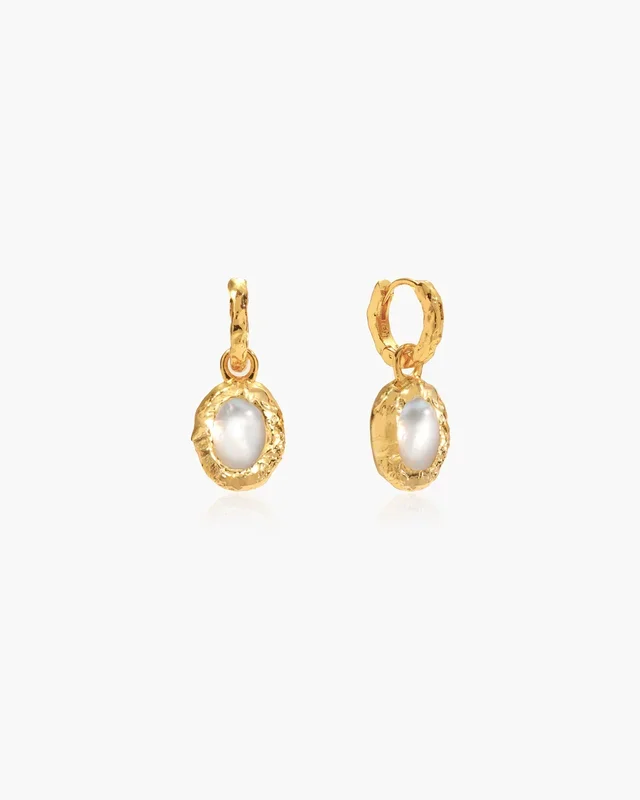 Pendientes de piedra de nacimiento de junio – Perla