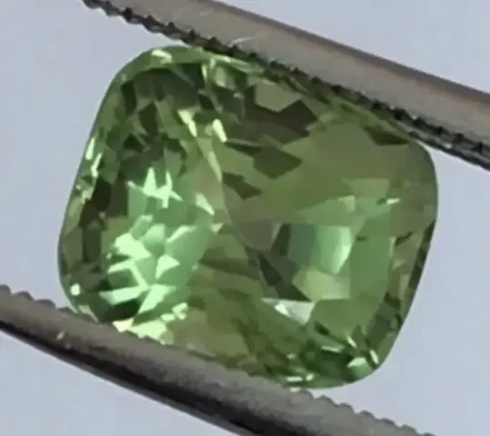 Pretty Bright Green Cushion Cut Peridot – Burma G592