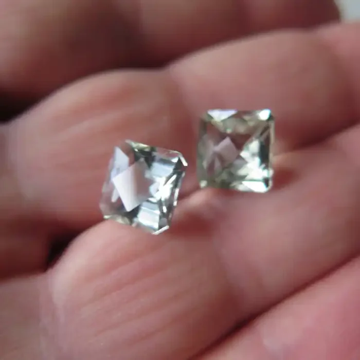QUALITY NATURAL GREEN AMETHYST PAIR CHECKBOARD 10x10mm