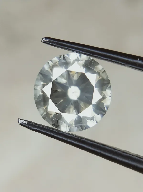 ,Round Brilliant Cut , Natural Round Diamond ,Grey Diamonds 1.04 cts
