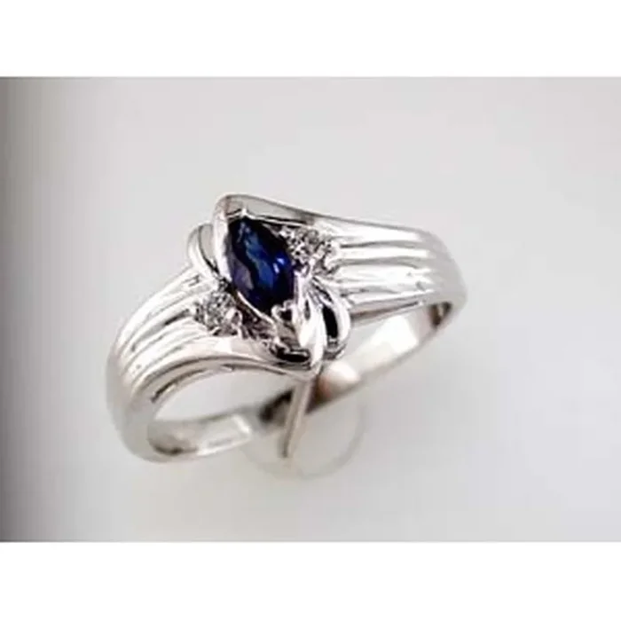 Royal 14K White Gold Celestial Blue Marquise Sapphire & Diamond Ring – Timeless Elegance