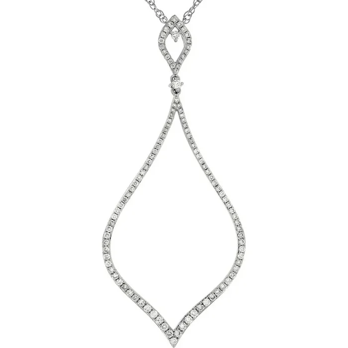 Royal 14K White Gold Diamond Pendant – Timeless Elegance