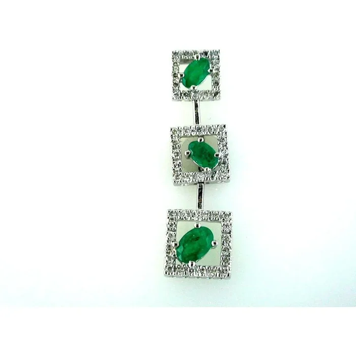 Royal 14K White Gold Emerald and Diamond Pendant – Timeless Elegance