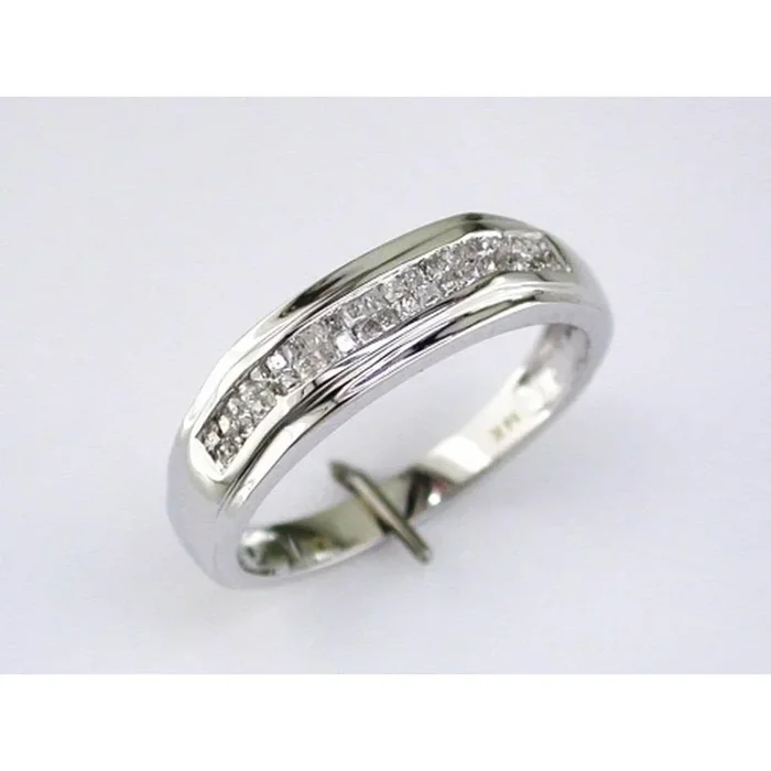 Royal 14K White Gold Princess Cut Diamond Wedding Band – 0.28 Carat Total Diamond Weight