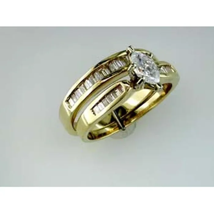 Royal 14K Yellow Gold Marquise Diamond Engagement Ring & Band – 1.0 Carat Total Diamond Weight