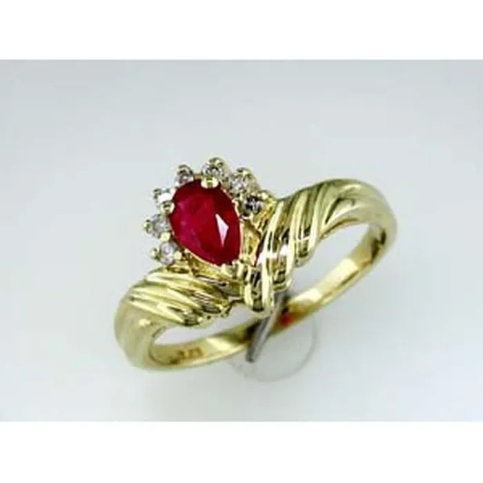 Royal 14K Yellow Gold Ruby & Diamond Pear Ring – 0.45 Carat Ruby, 0.10 Carat Diamond Total Weight