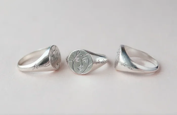 SAMPLE Femme Dorée Engraved FACE ring