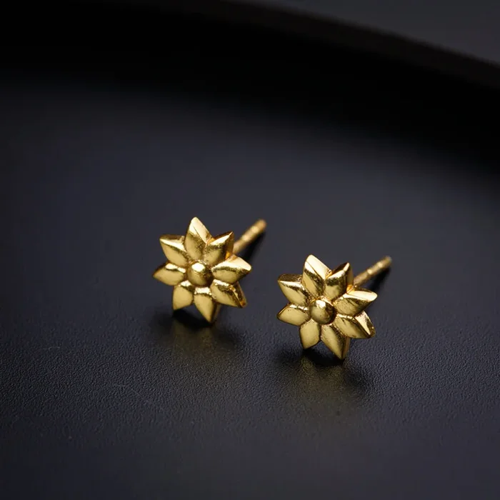 Silver Flower Earring: Small (Gold Plated)