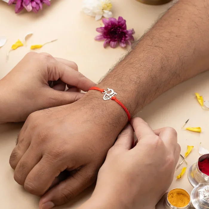 Silver Laser Cut ‘स’ Akshar Rakhi in Devnagari