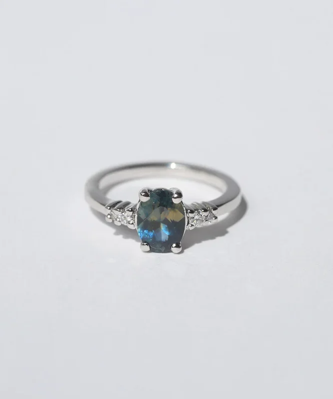 Sloane Oval Teal Sapphire Ring Platinum
