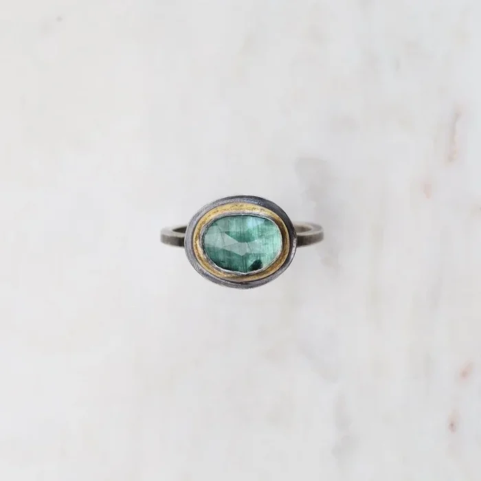 Small Oval Crescent Rim Ring – Green Kyanite