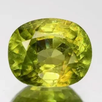 Sparkles with Brilliance BrightYellow Green Sphene RS33/3