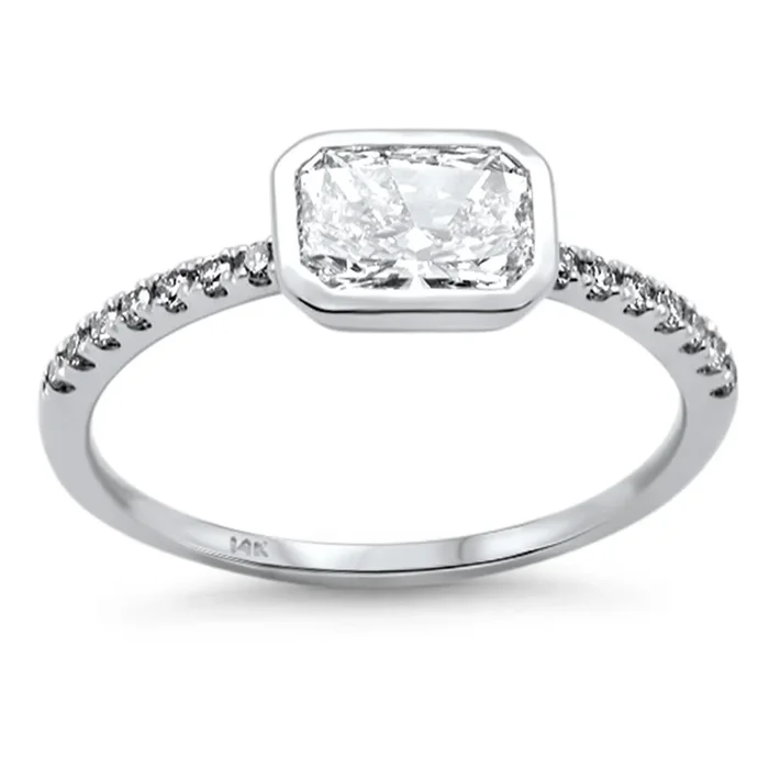 SPECIAL! 1.01ct White Gold Radiant Cut Diamond Engagement Ring