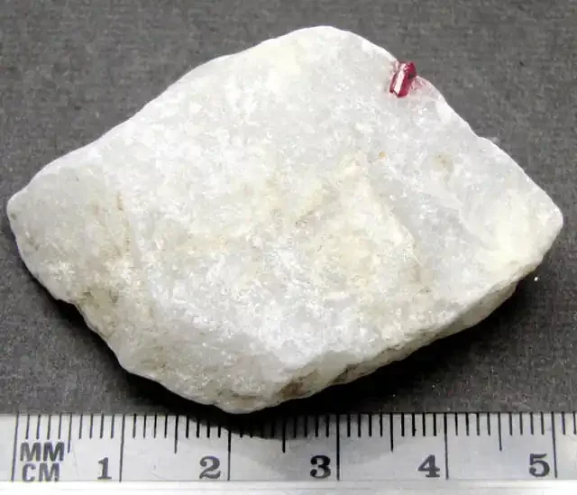 THAILAND RUBY SPECIMEN 32.35GRAMS GTT1448