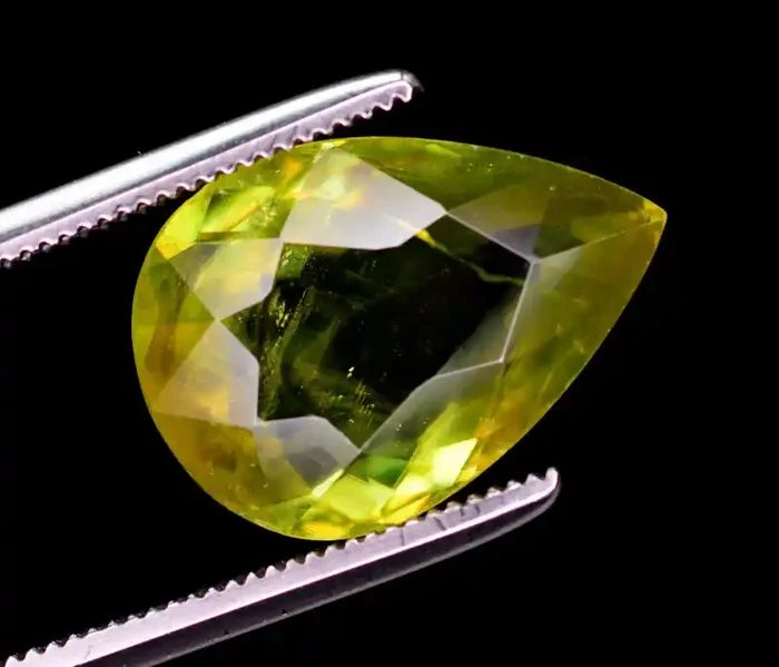 Top Spark 4.50 Ct Natural Tanzanian Sphene SKU A53