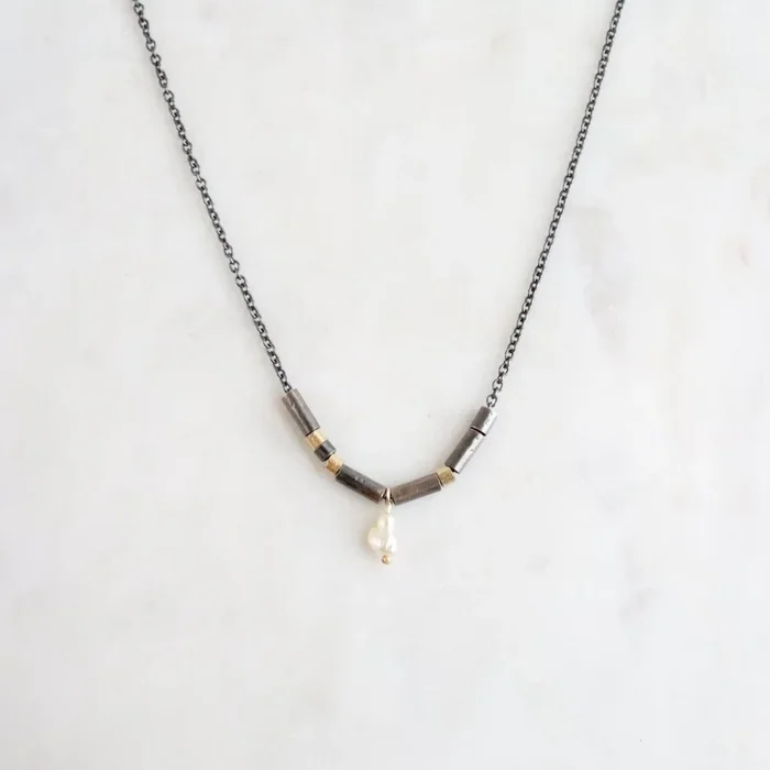 Two Tone Beads with Pearls Necklace