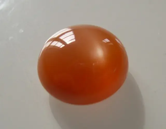 VERY NICE HIGH QUALITY DARK ORANGE MOONSTONE 6,27 CTS
