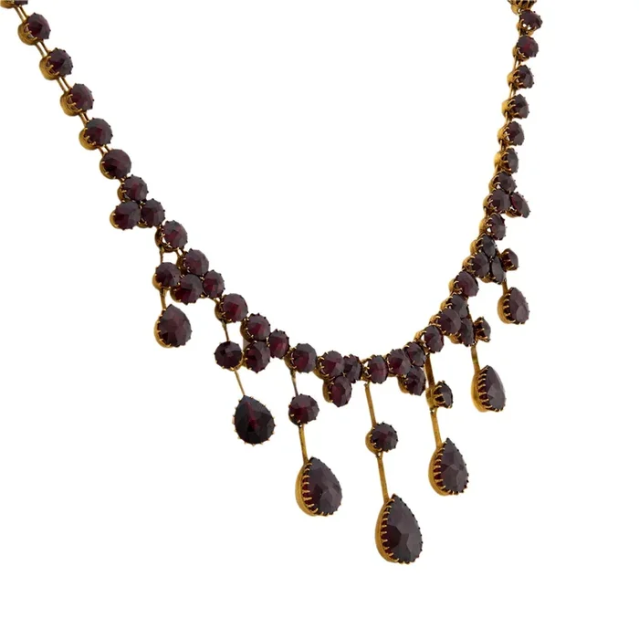 Victorian 53.40 carat total weight garnet 14k yellow gold necklace