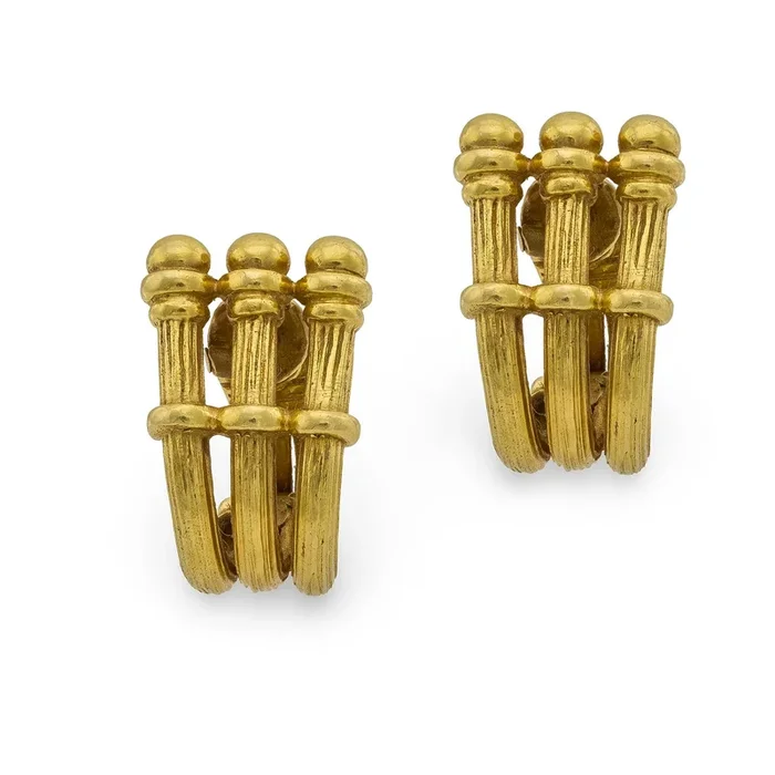 Vintage 18k yellow gold earrings