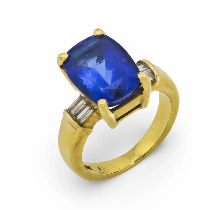 Vintage 5.85 carat tanzanite diamond 18k yellow gold cocktail ring