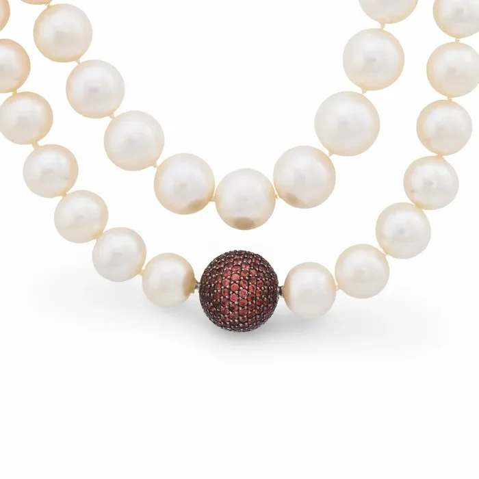 Vintage pearl garnet 18k white gold necklace