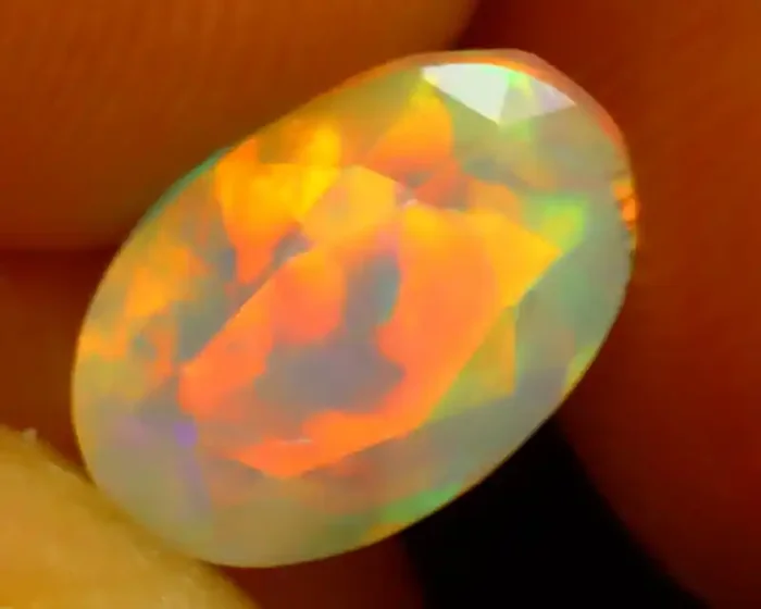 Welo Opal 1.51Ct Natural Ethiopian Play of Color Opal ER83/A3