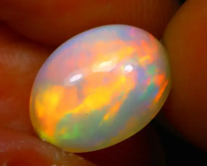 Welo Opal 4.09Ct Natural Ethiopian Play of Color Opal DN47