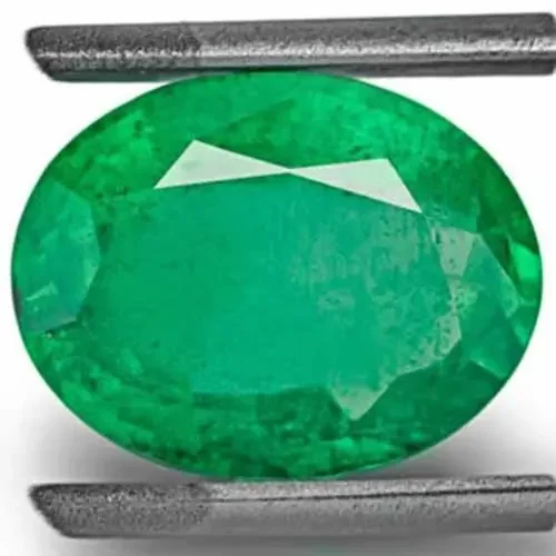 Zambia Emerald, 3.55 Carats, Grass Green Oval